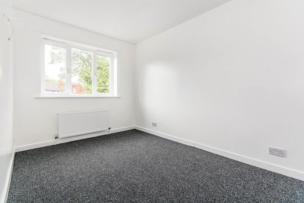 House in Salford, Higher Broughton - More