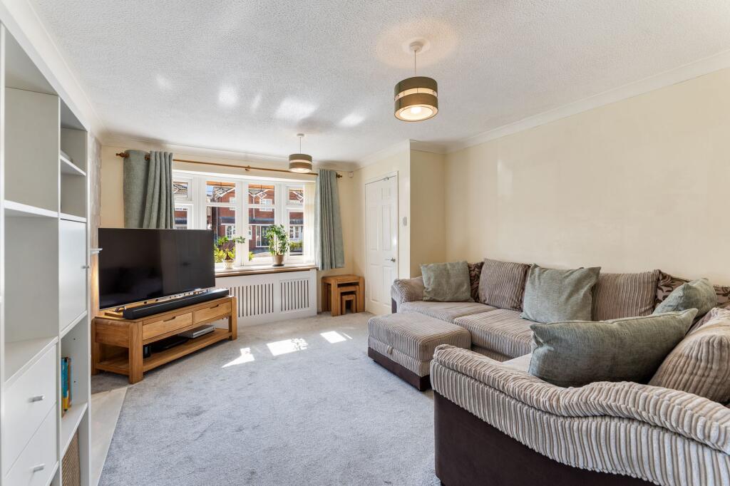 Lavender Drive, Rudheath, CW9 photo 4