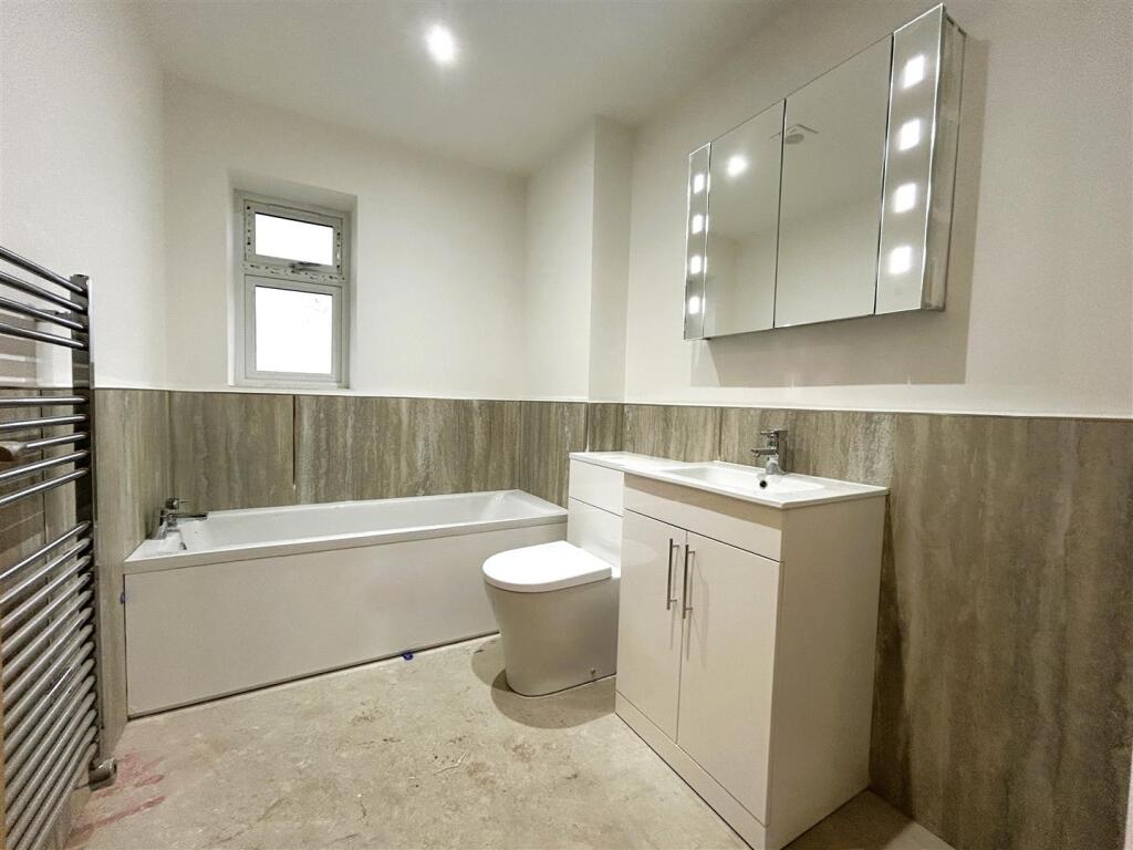 St Johns Road, Kilburn, Belper photo 4