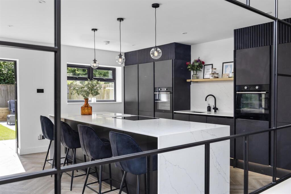 House in Worthing, Goring-by-Sea - View 2