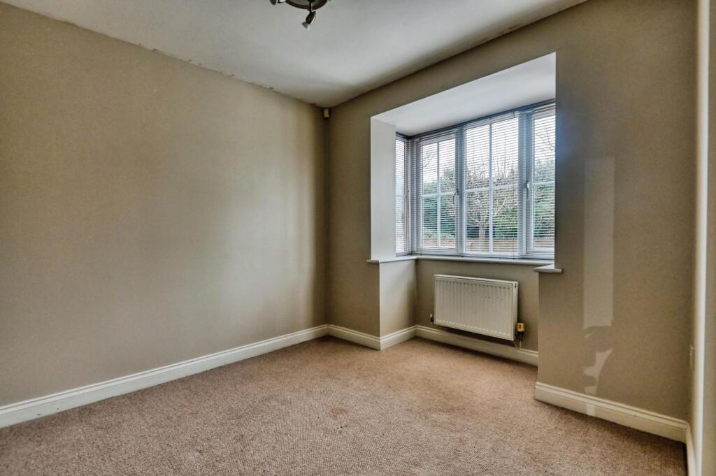House in Tamworth, Staffordshire - View 5