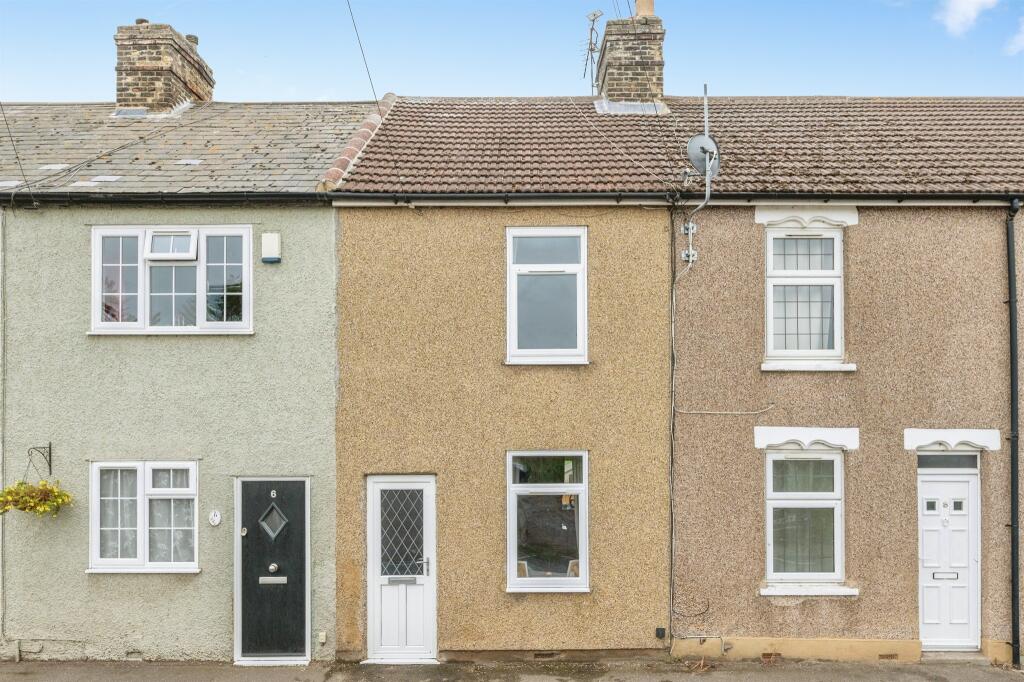 Main image of property: Laundry Cottages, Wennington Road, Rainham