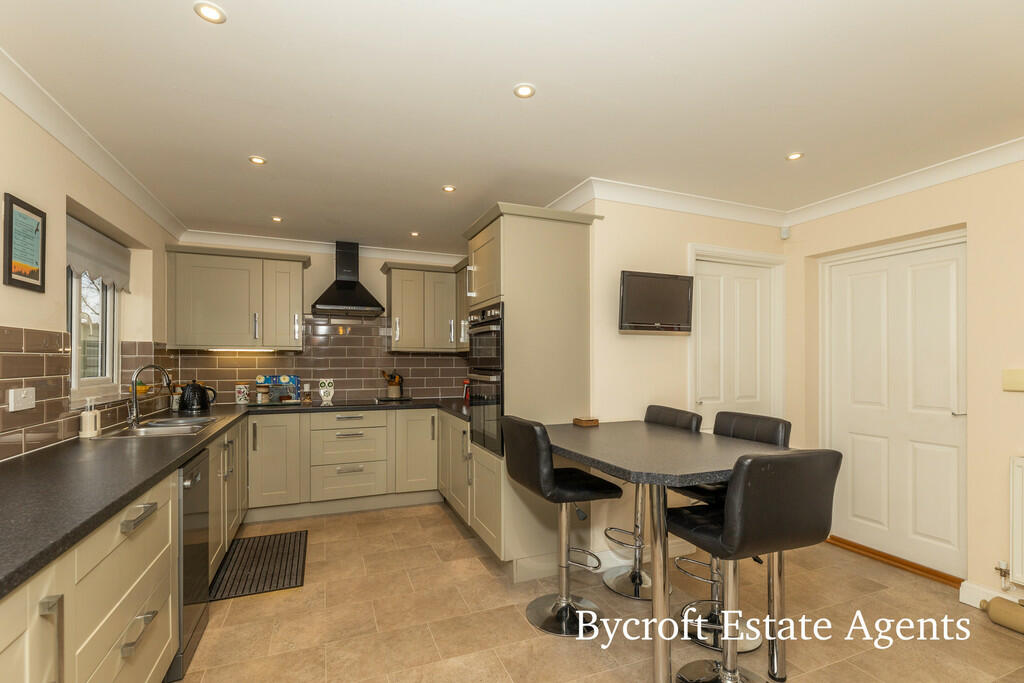 16, Martin de Rye Way photo 4
