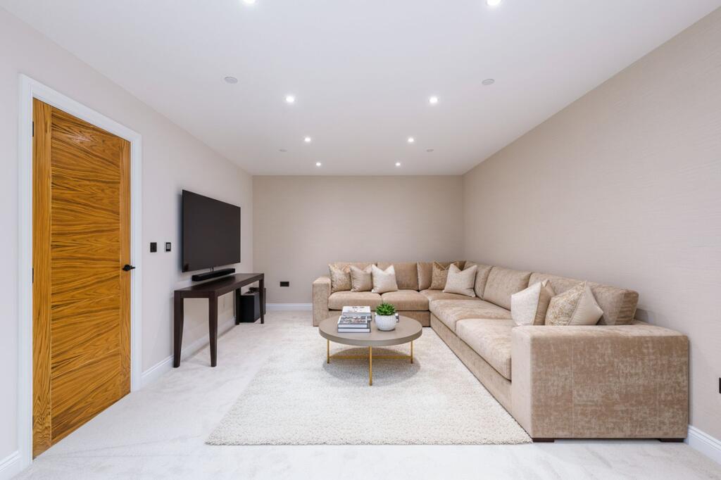 Meliden Road, Prestatyn, LL19 photo 4