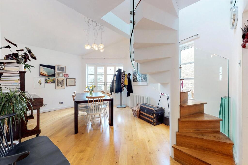 Main image of property: Weston Street, London, SE1