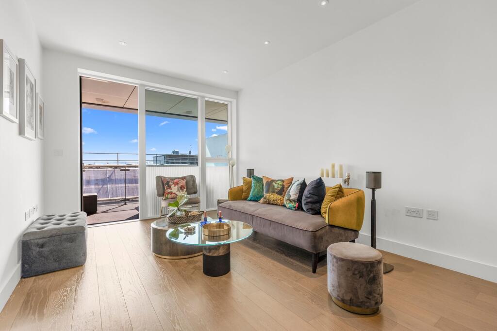 Apartment in London - More