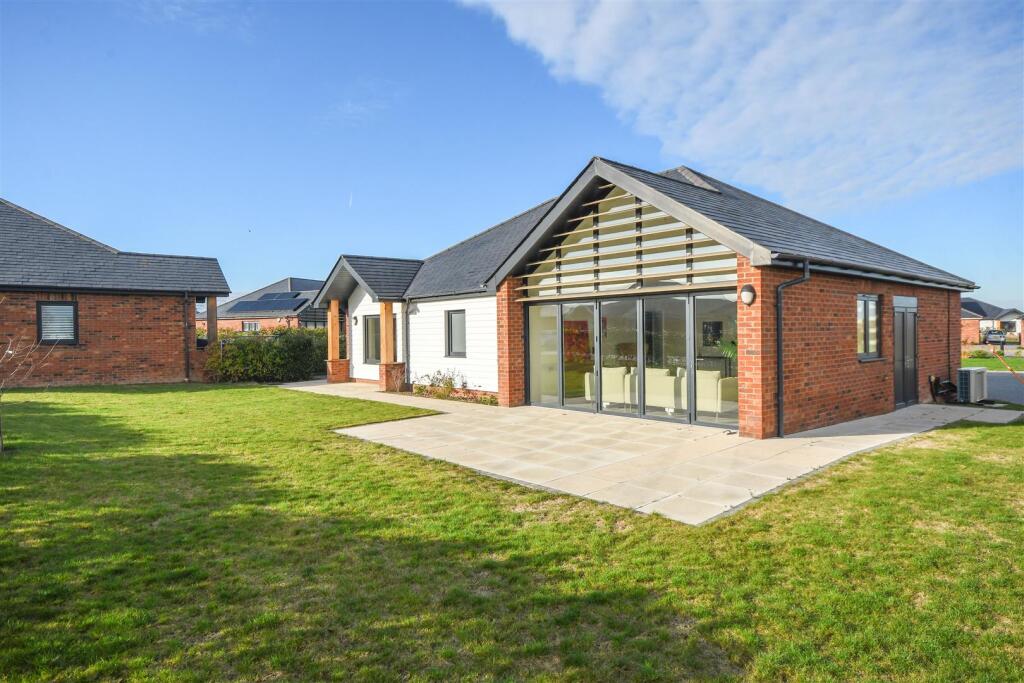 Plot 23, Burnham Waters photo 2