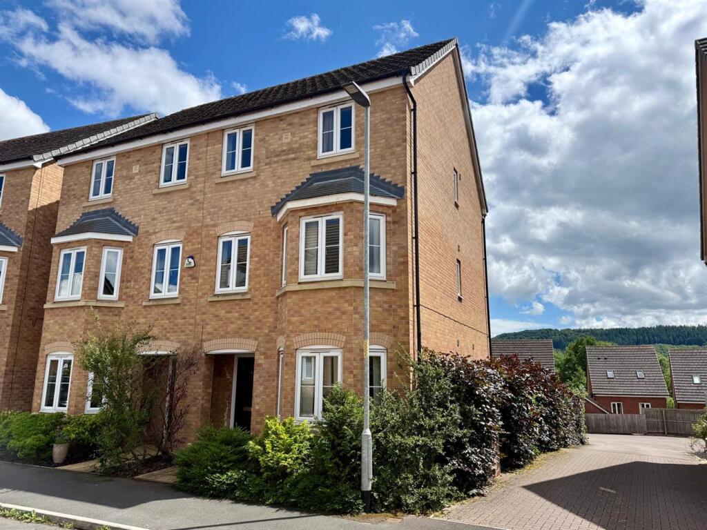 Main image of property: Beamhouse Drive, Ross-On-Wye