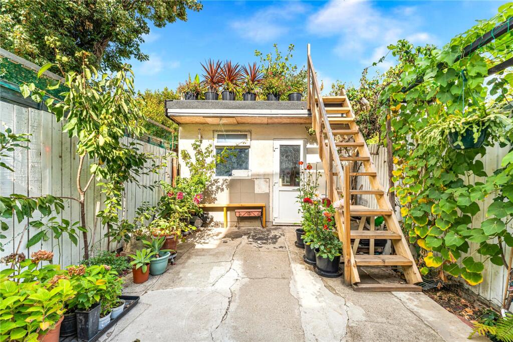 House in London, Leyton - View 5
