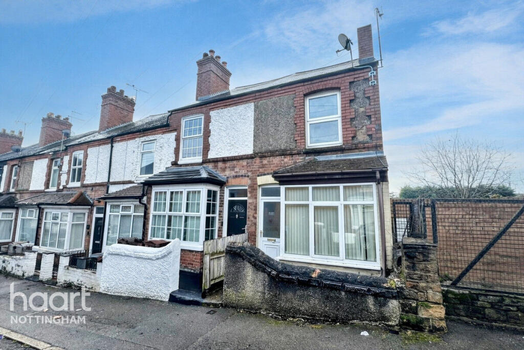 3-bed terraced on Hendon Rise, Nottingham, £140,000