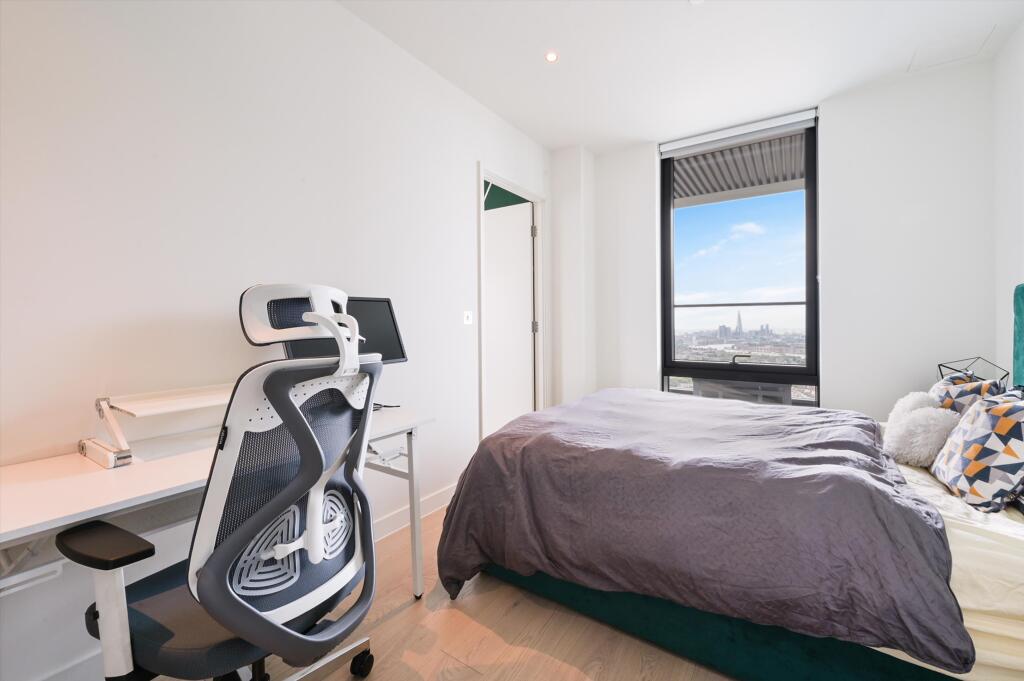 Apartment in London - View 5