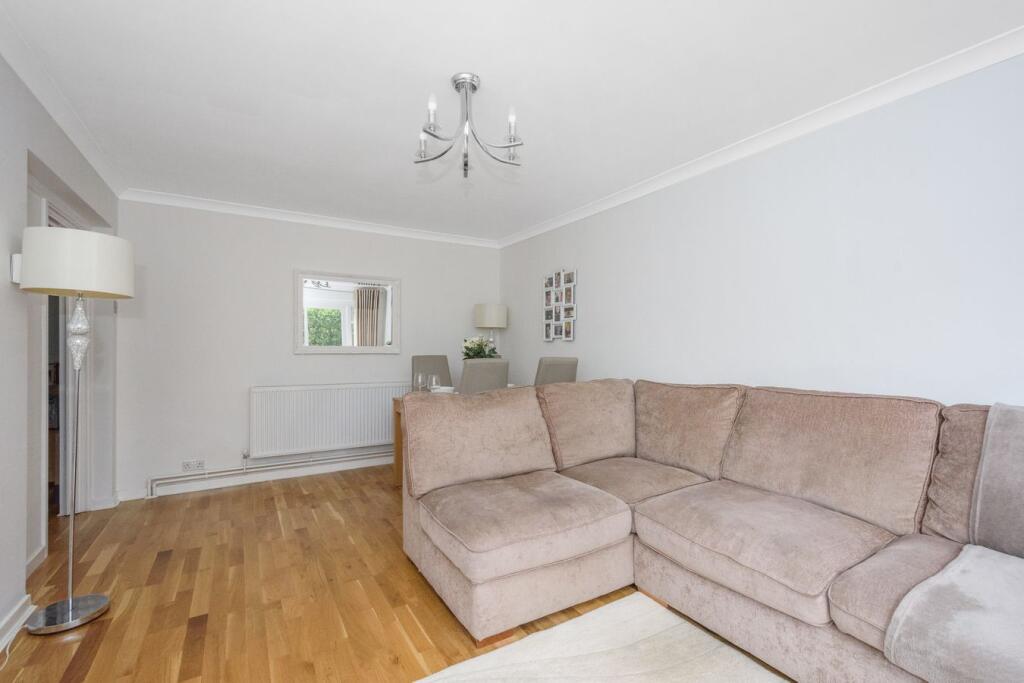 Apartment in Dartford - View 4