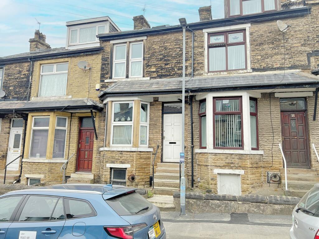 Main image of property: Portsmouth Avenue, Bradford, BD3