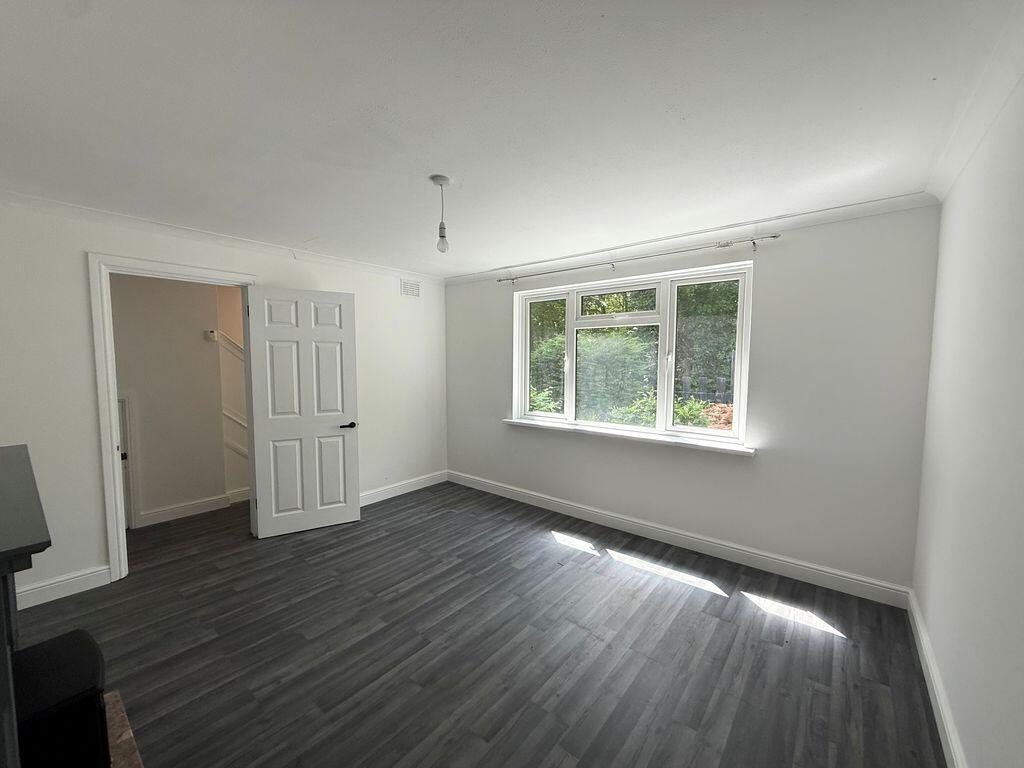 Main image of property: Chelsham Common, Warlingham