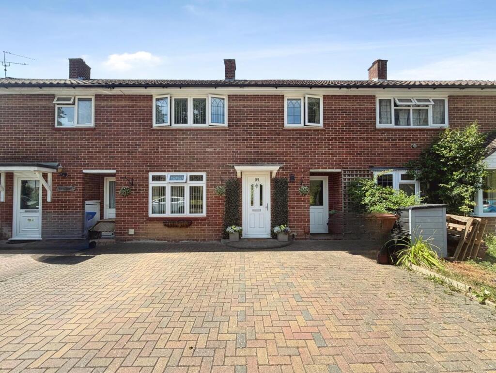Main image of property: Priestwood Avenue, Bracknell, Berkshire