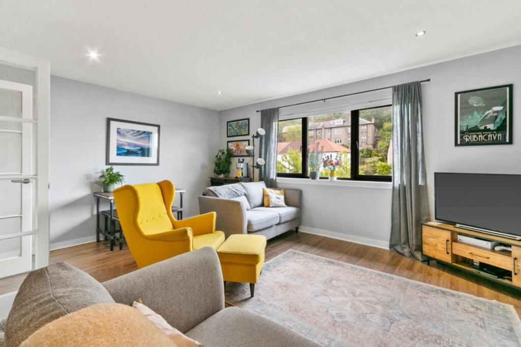 Apartment in Shawlands, Glasgow City - View 2
