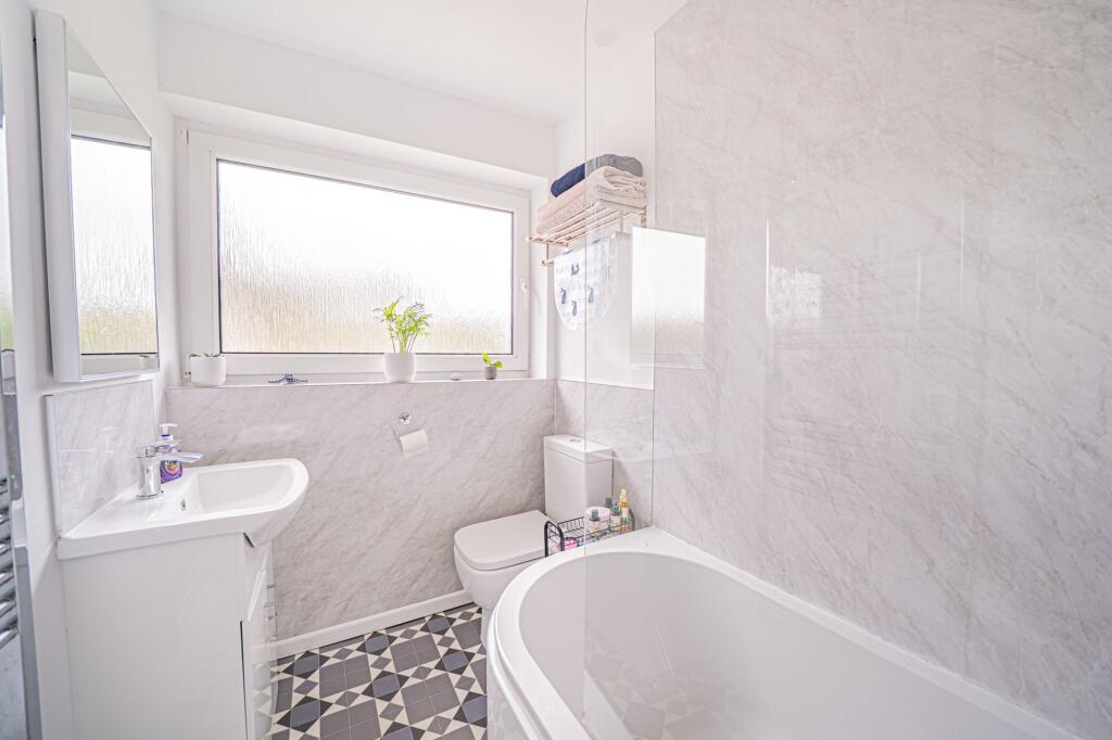 Additional image 12 of Meadow Drive, Hampton-In-Arden, B92