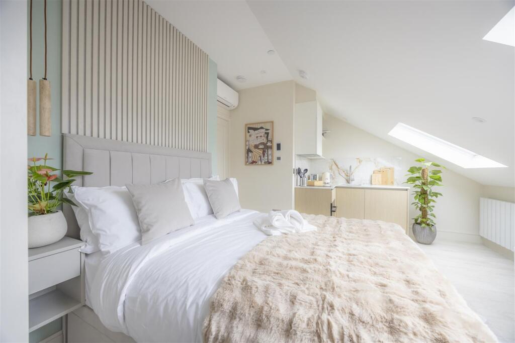 Main image of property: Shirland Road, London