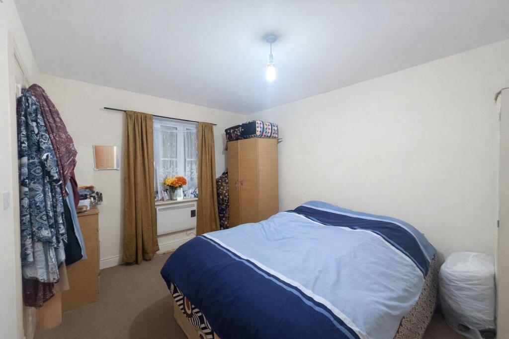 Six Penny Court, Tanner Street, Barking photo 3