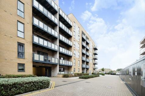 Main image of property: Beach House, Sackett Road, IG11