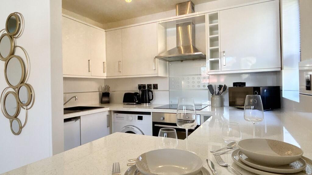 Apartment in London - More