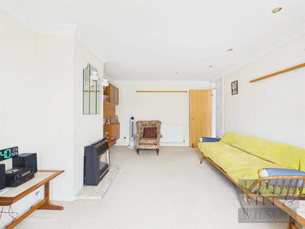 House in Tonbridge - View 4