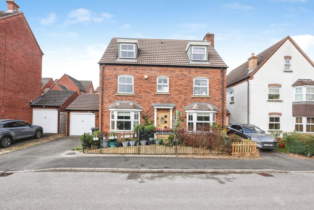Main image of property: Kingswood Close, BIRMINGHAM
