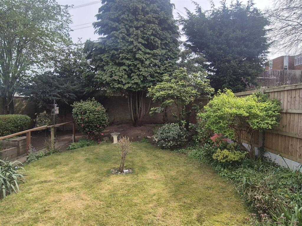 Additional image 18 of Woodbury Road, Halesowen