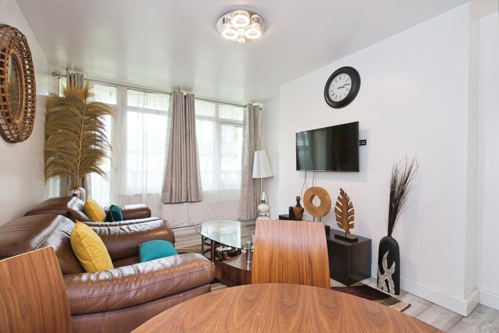 Apartment in London - View 4