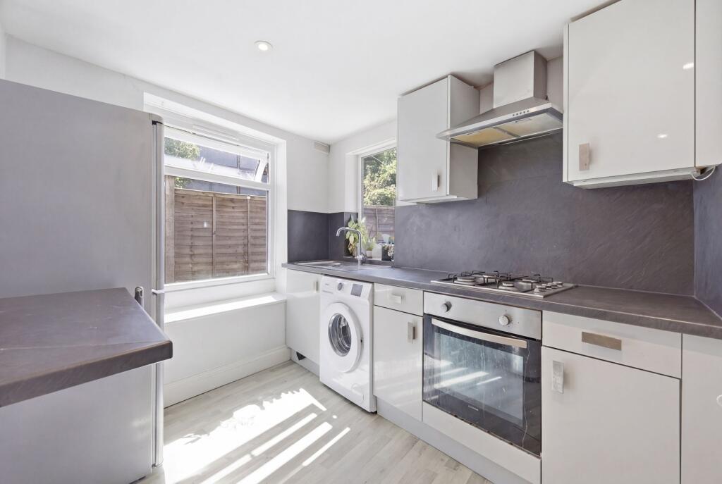 Apartment in London - View 4