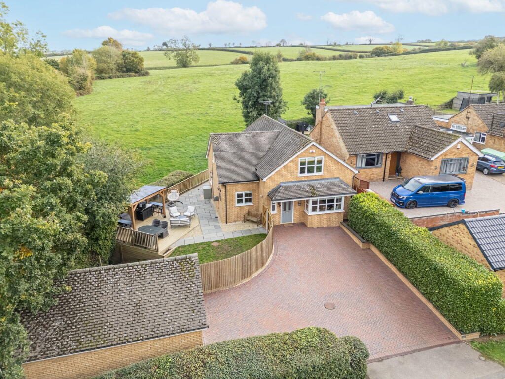 Main image of property: Griffin Road, Braybrooke, Market Harborough, LE16 8LH