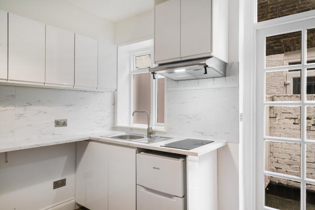 Apartment in London - View 4