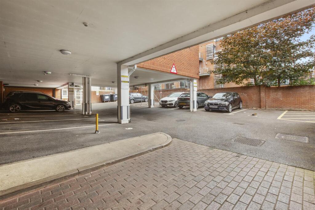 Property photo 8