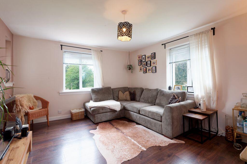 Apartment in Paisley - More