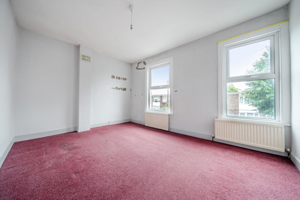 House in London - View 5