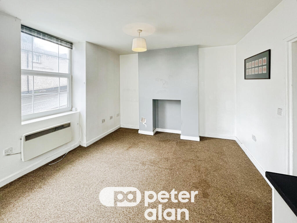 Apartment in Newport - View 4
