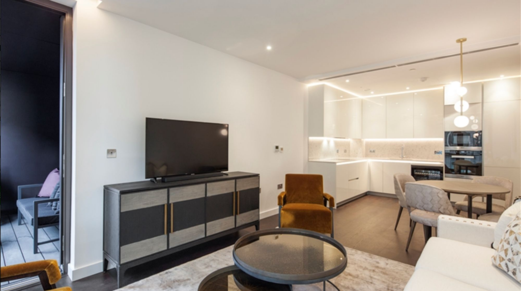 Main image of property: Charles Clowes Walk, London, SW11