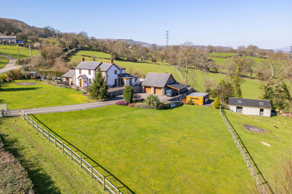 Main image of property: Sunnybank, Govilon