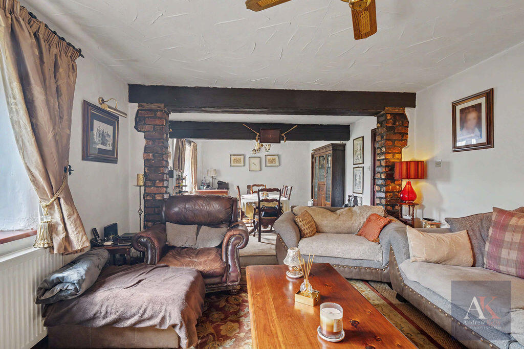 Manor House Farm, Lane Bottom, Newhey, OL16 3TD  photo 4