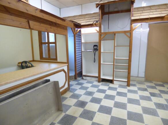 Multi Room Unit Room 1 Photo 1