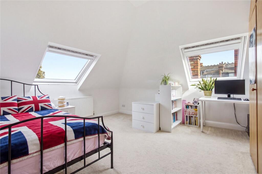 Apartment in London - View 4