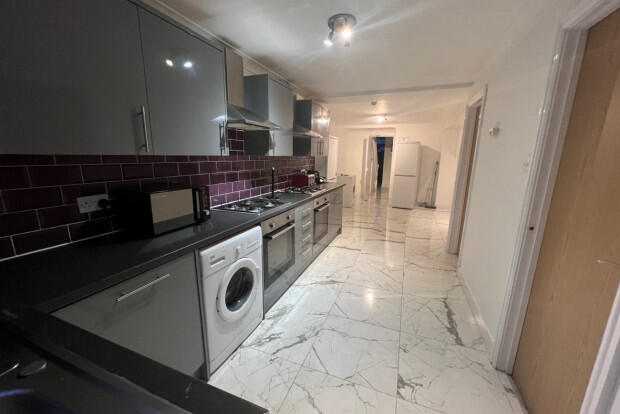 House in Cardiff, Cathays - View 4