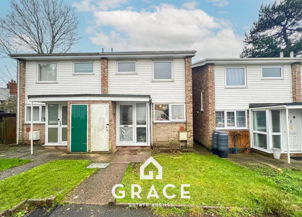 Main image of property: North Hill Gardens, Ipswich