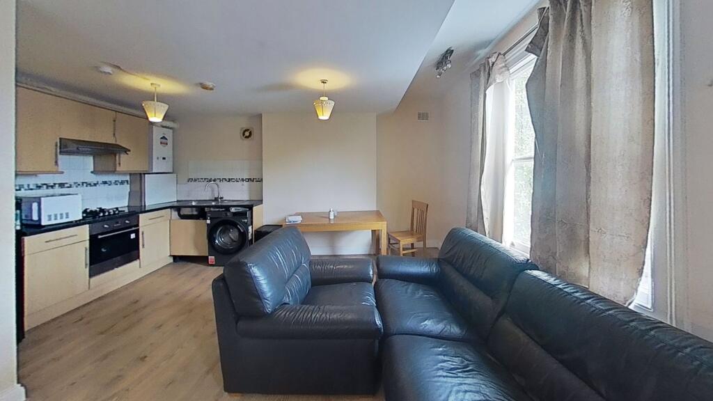Main image of property: Charlton Road, London, SE3