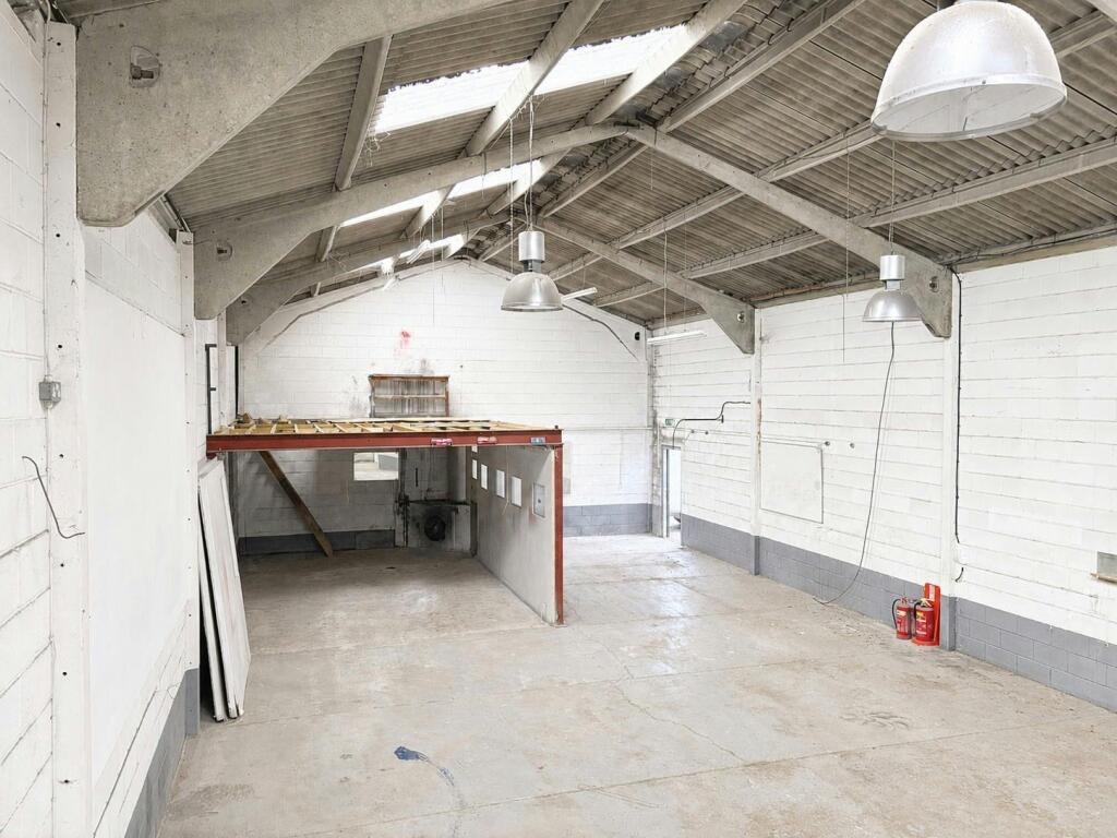 Warehouse.jpeg