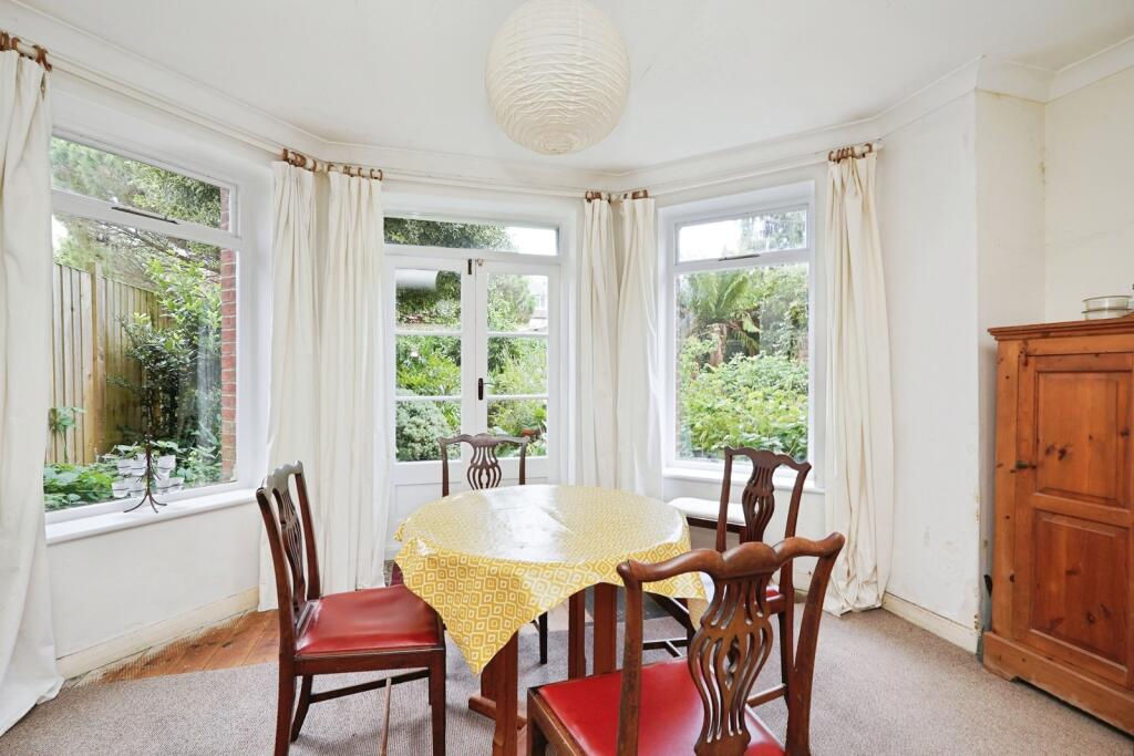 Apartment in Folkestone, Lynwood - View 4