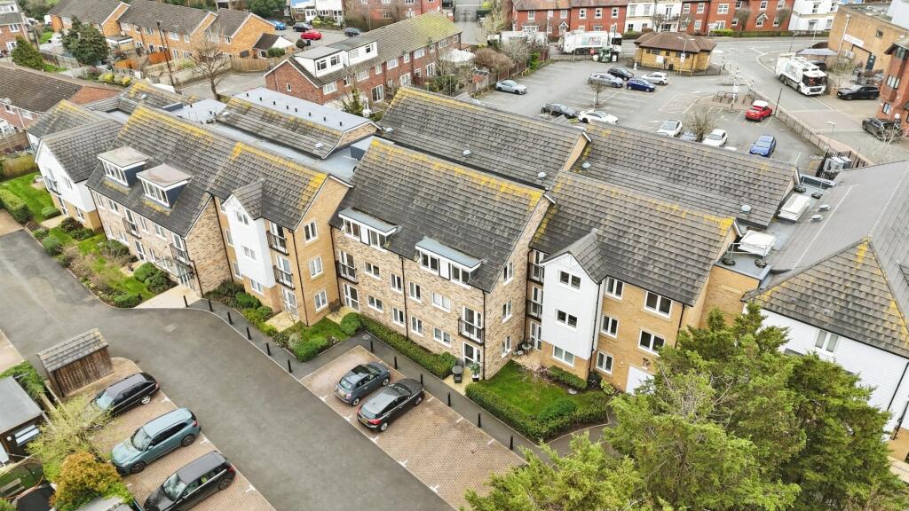 Main image of property: Beeches Lodge, Burnham, Buckinghamshire