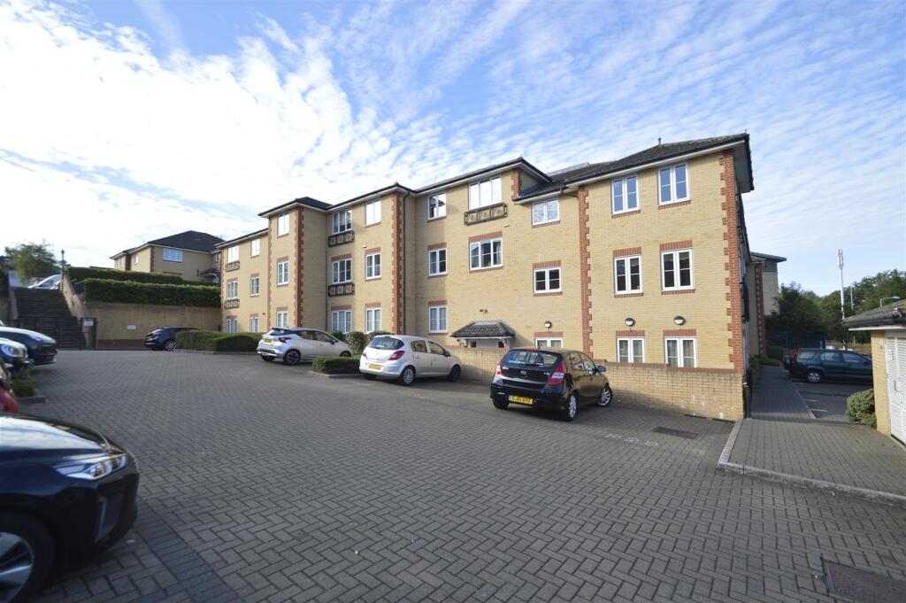 Main image of property: Stoneleigh Road, Ilford