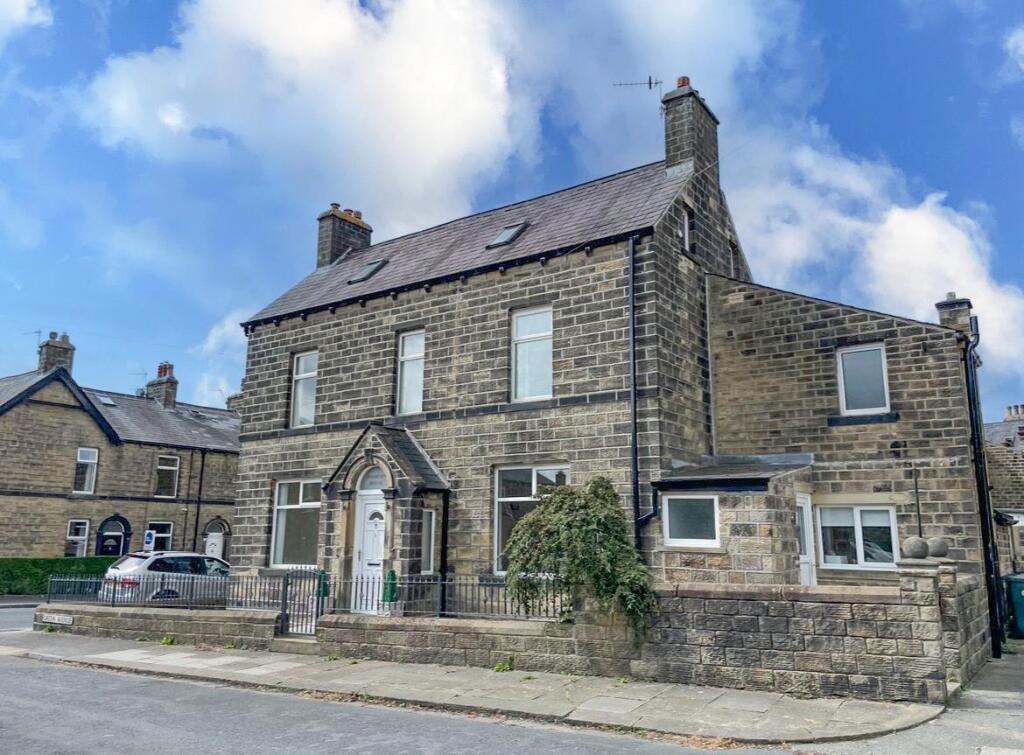 Main image of property: Green Avenue, Silsden