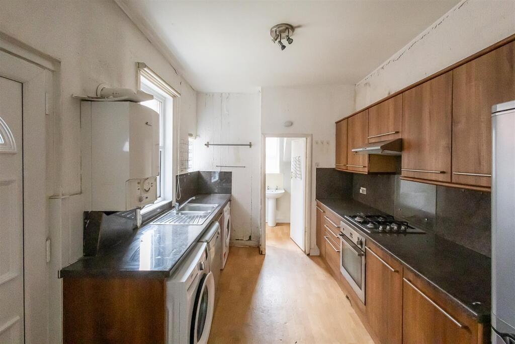 Apartment in Newcastle upon Tyne, Tyne and Wear - View 4